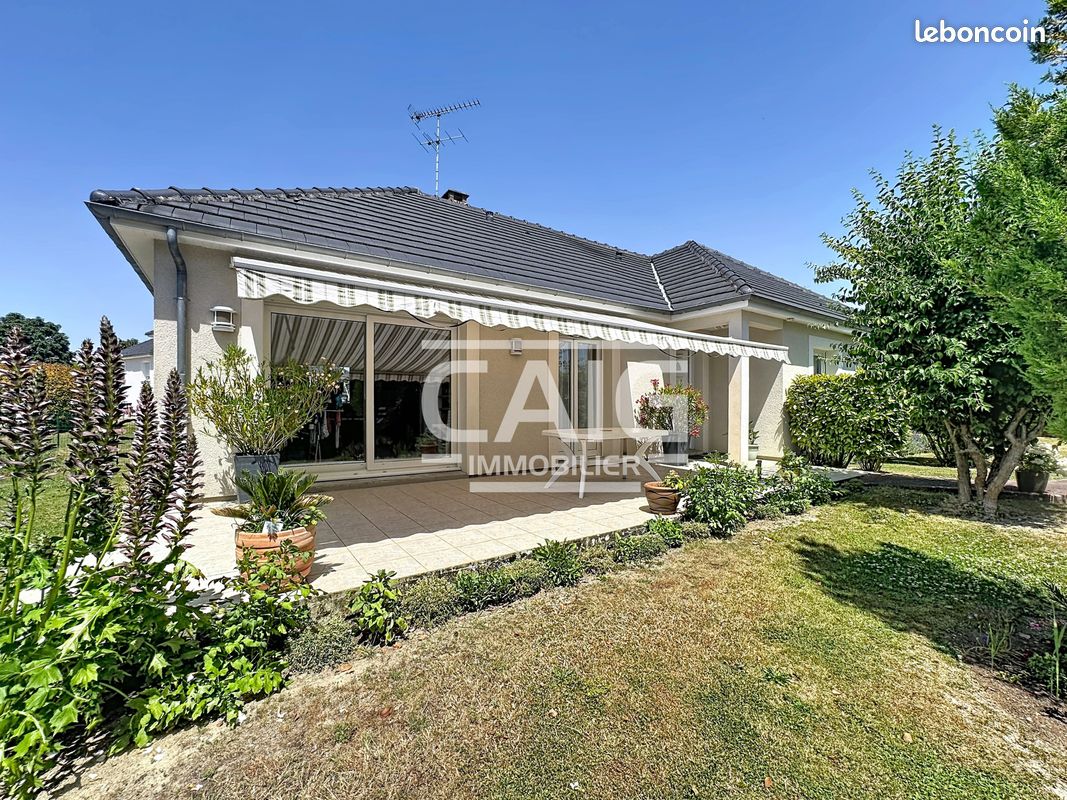 Maison 6 pièces 116 m² · à Saint-Julien-les-Villas · 116 m² · 295 000 €