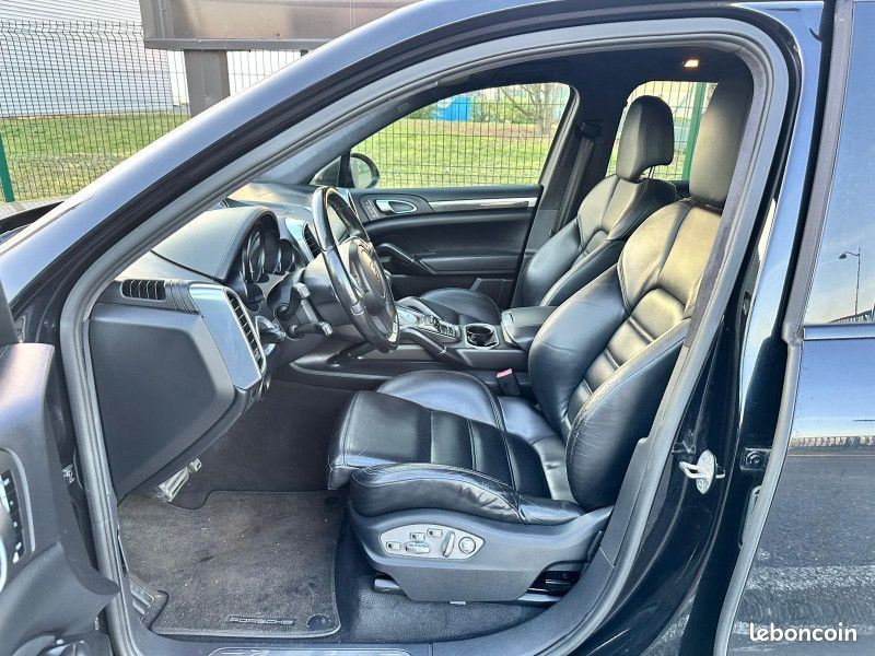 Porsche CAYENNE TURBO 500 CV (958) CAYENNE TURBO V8 500 CV (image 14)