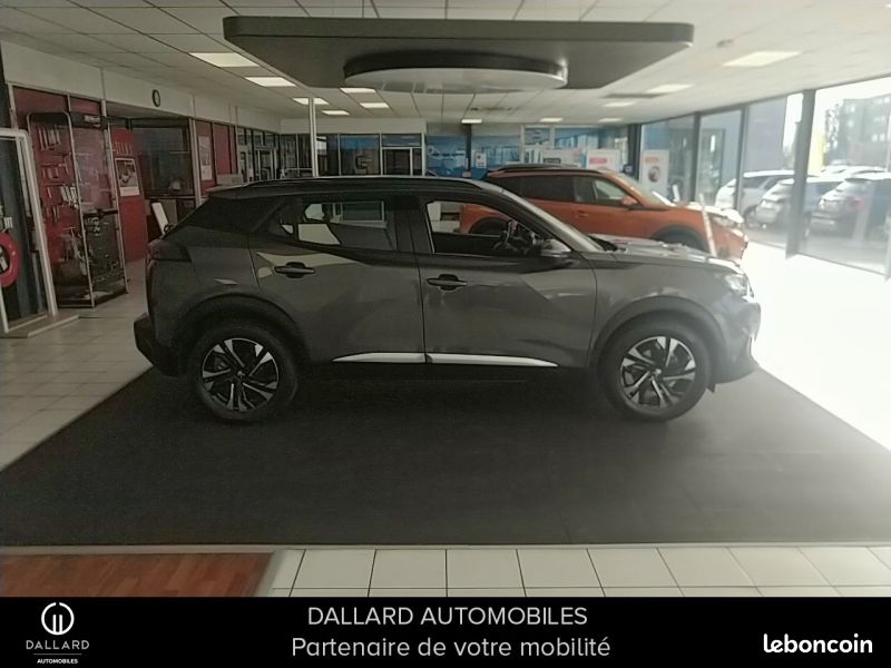 Peugeot 2008 1.2 PureTech 130ch S&S Allure (image 4)
