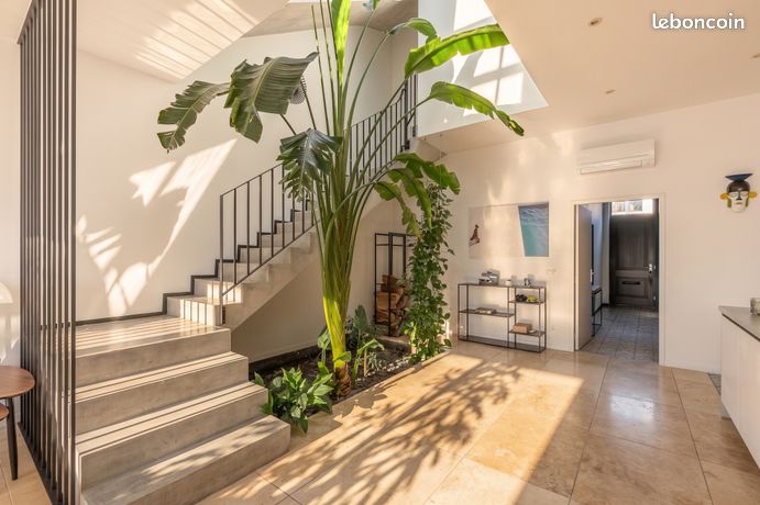 Maison 7 pièces 300 m² — 9
