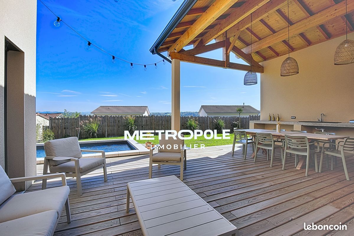 Maison 5 pièces 140 m² · à Bourgoin-Jallieu · 140 m² · 539 000 €