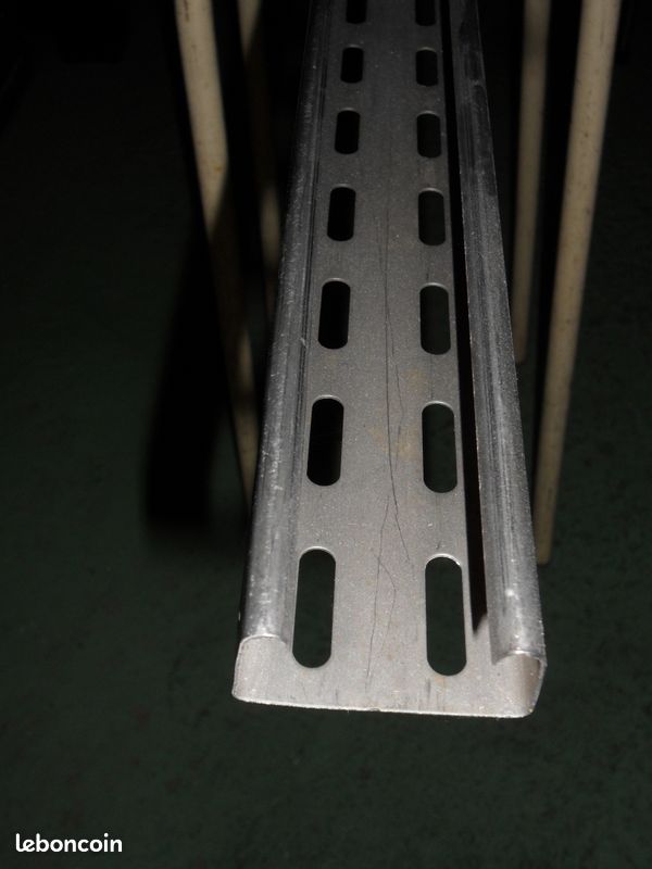 CHEMIN INOX PERFORé / RAIL INOX PERFO / (image 2)