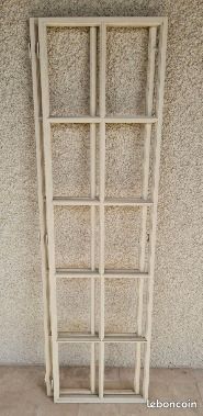 &&&& Cadre de fenêtre en bois vintage - Parfait pour vos projets déco &&&& (image 1)