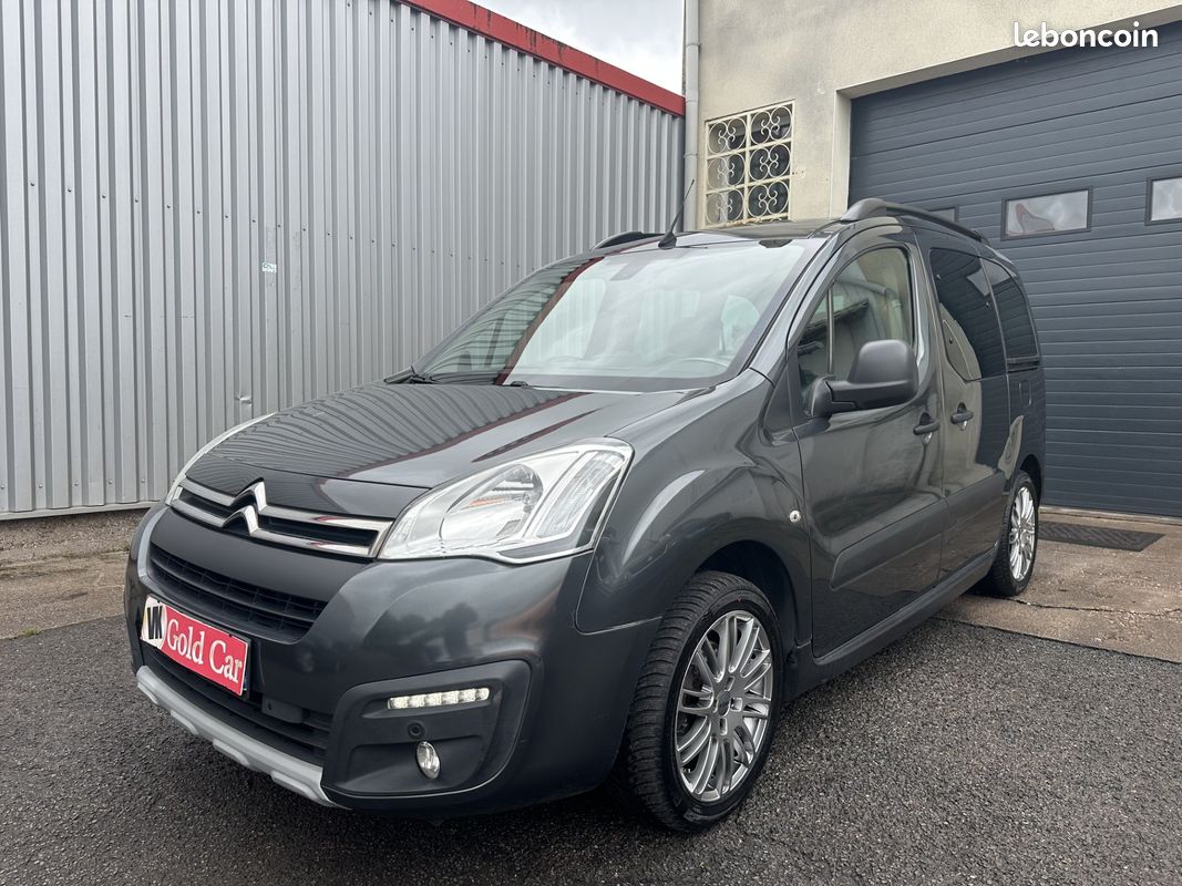 Citroën Berlingo 1.6 VTI 120ch XTR MultiSpace BVM5 / GPS Bluetooth / Moteur à Chaine / Carnet Disponible / Révisé et Garantie (image 1)