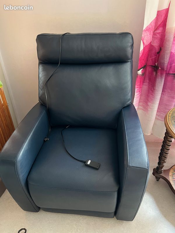 Fauteuil relax électrique (image 1)