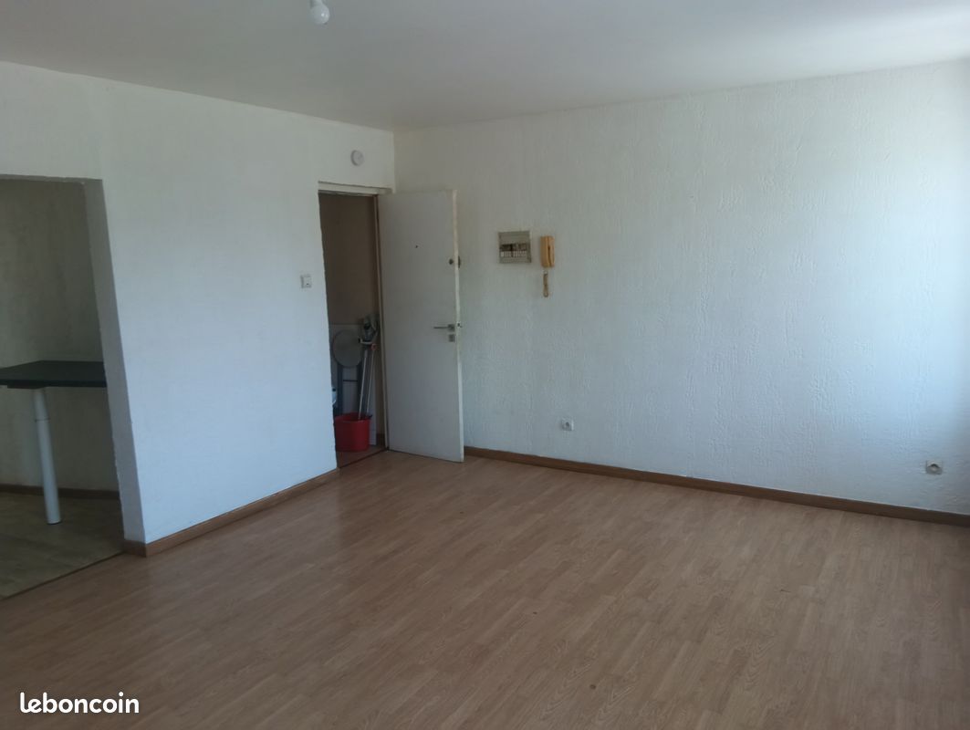 Appartement 1 pièce 21 m² · à Saint-Omer · 21 m² · 355 €
