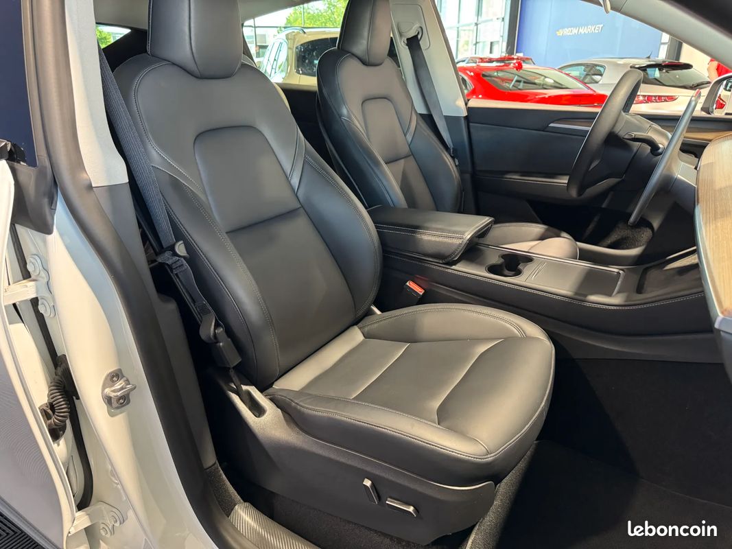 TESLA Model Y 279ch Standard Range - 2024 - Première main - 37 000 km (image 10)