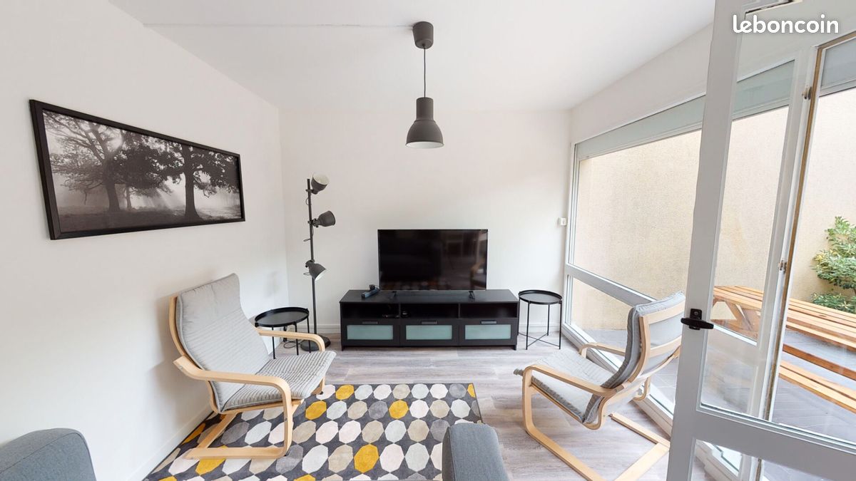 Appartement 1 pièce 10 m² - Poitiers 86000 (image principale 2)