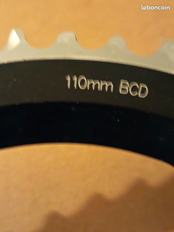 Plateau 50 dents entraxe 110 mm TA Nerius 8,9, 10v neuf