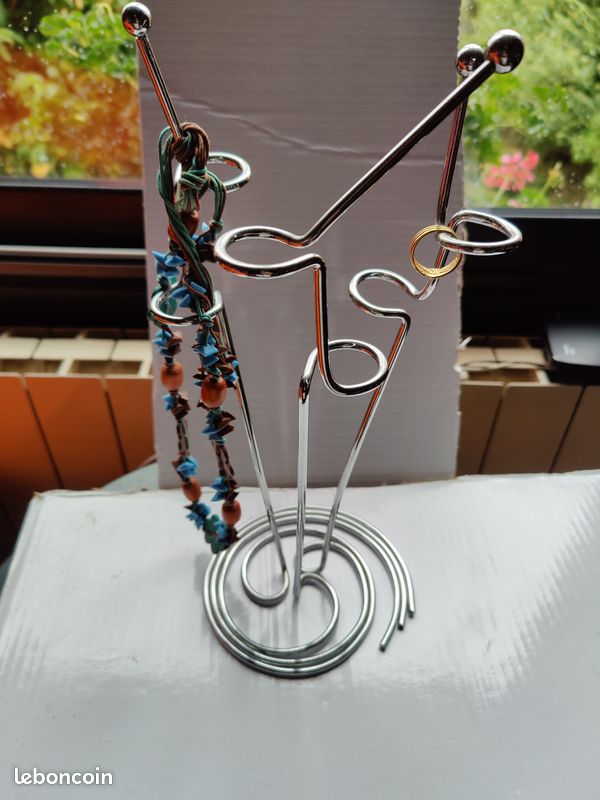 Présentoir porte bijoux (image 1)