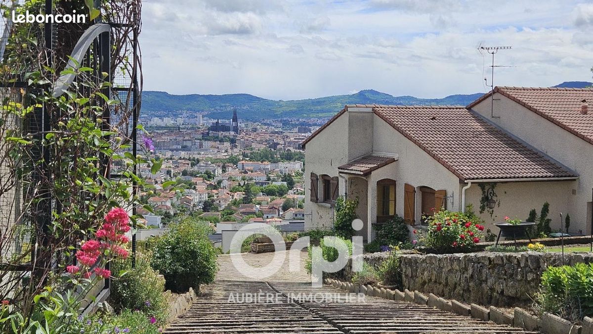Maison 4 pièces 126 m² · à Clermont-Ferrand · 126 m² · 389 500 €