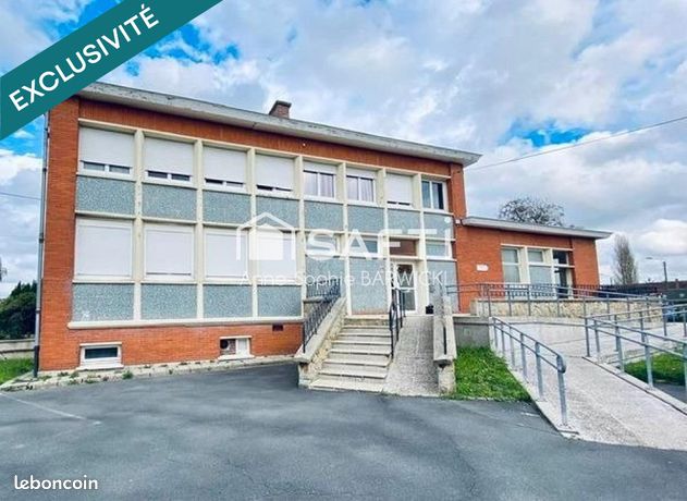 Immeuble 302 m² LEFOREST