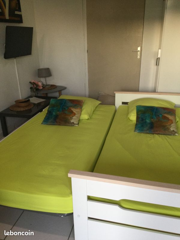 Studio (image 6)