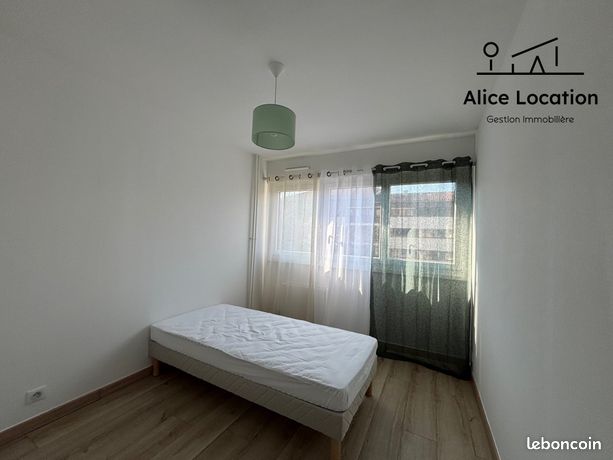 https://img.leboncoin.fr/api/v1/lbcpb1/images/97/0e/74/970e74fa628ec25b4cb73fd1b3f43d46b5937486.jpg?rule=ad-image
