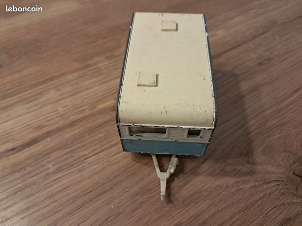 Dinky Toys N°564 - Caravane Pinder - Cirque - Made In France - 1/43 - Occasion