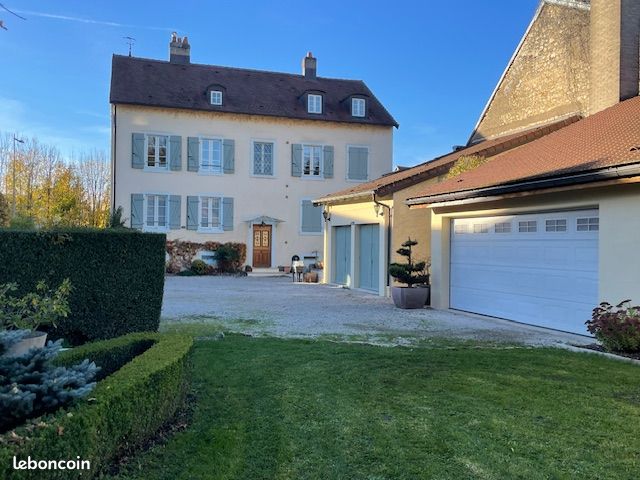 Maison 10 pièces 313 m² · à Audincourt · 313 m² · 399 000 €