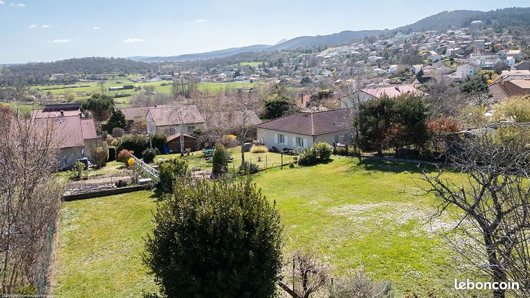 Terrain 803 m² Chatel Guyon