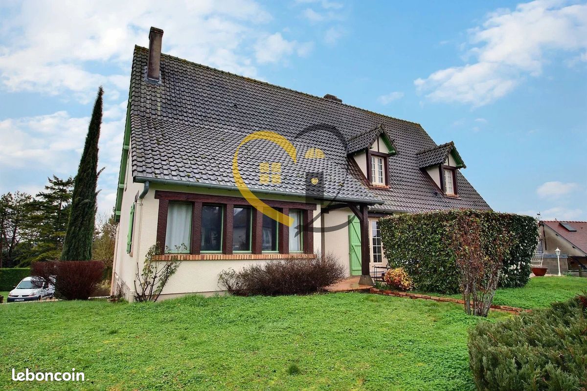Maison 270 m² · à Plaimpied-Givaudins · 270 m² · 420 000 €