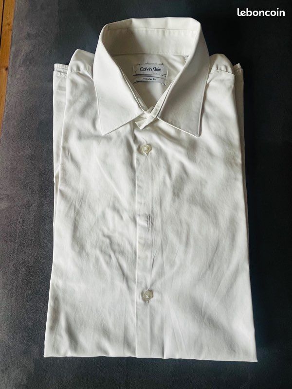 Chemise blanche Calvin Klein taille 39 très bon état Vêtements