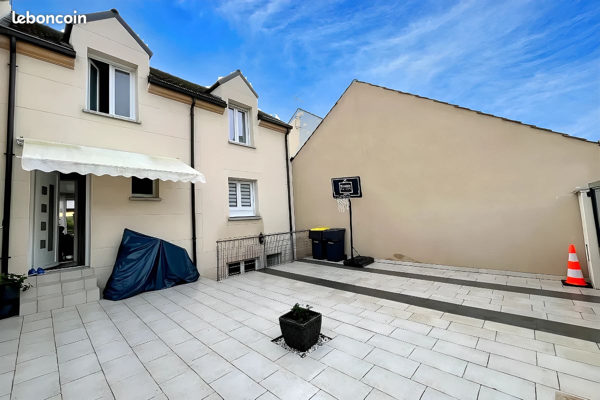 Maison 6 pièces 143 m² · à Meaux · 143 m² · 289 900 €