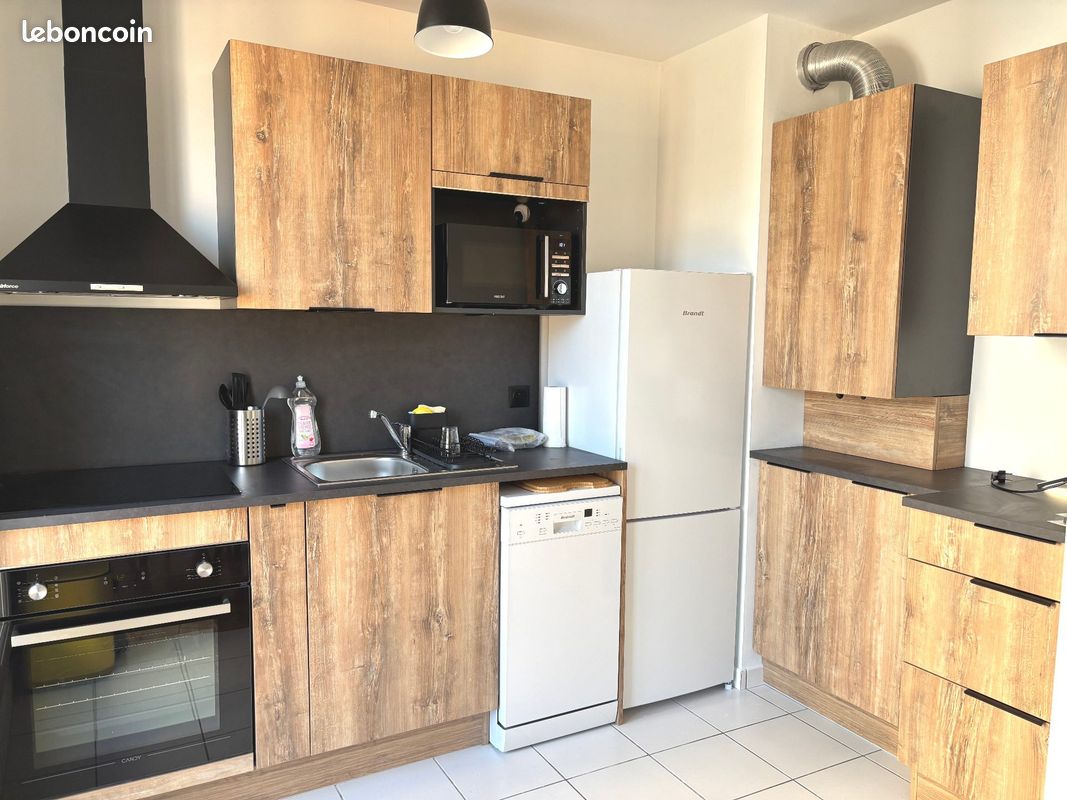 Appartement 2 pièces 42 m² · à Lyon · 42 m² · 1 000 €/mois