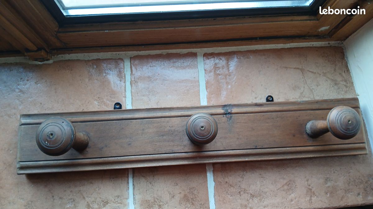 Ancienne Patère En Bois Tourné, Style Vintage, Décoration Murale