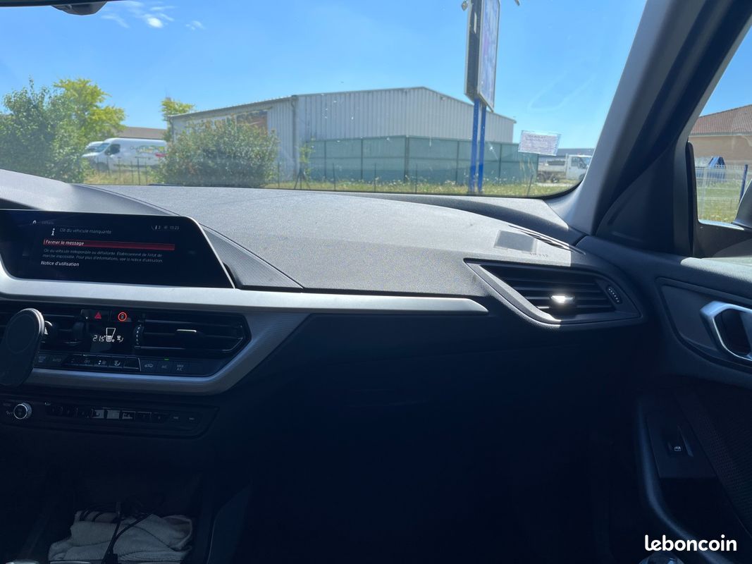 BMW SERIE 1 F40 118i 140 ch DKG7 Business Design (image 19)