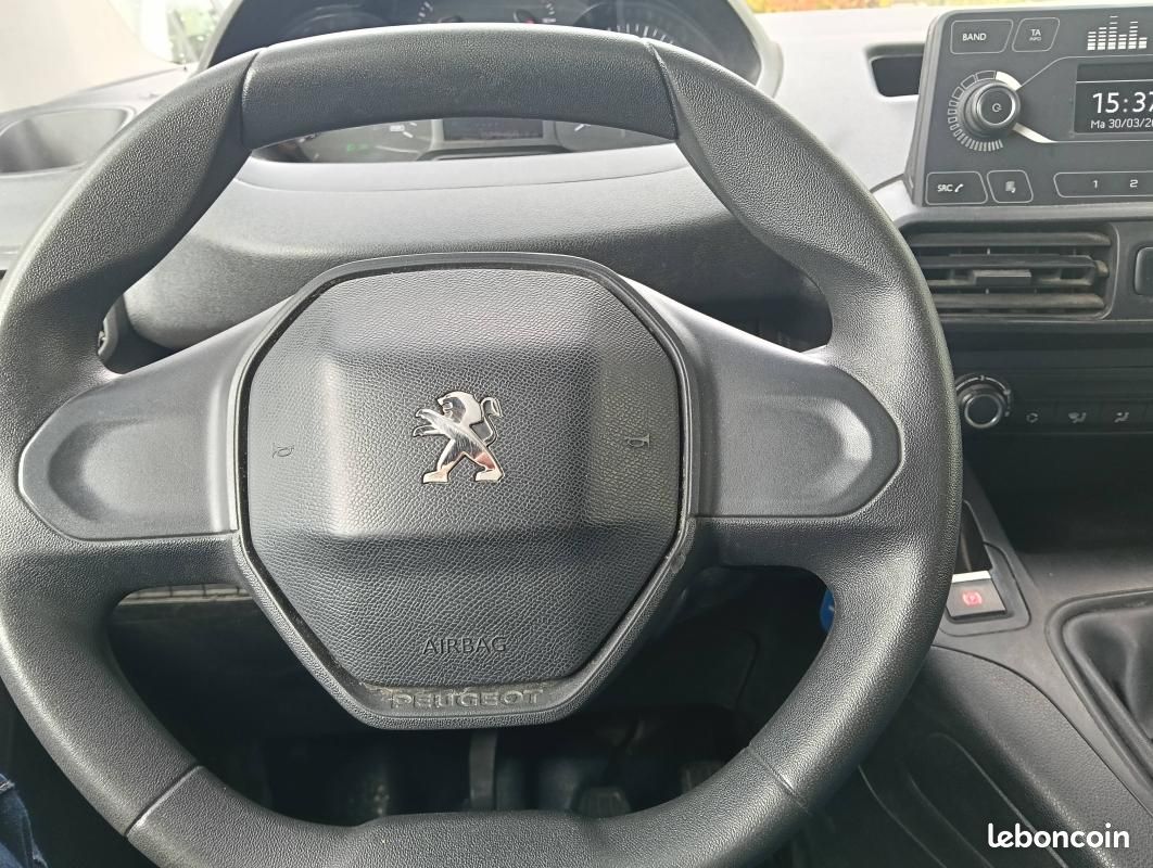 Peugeot Partner Rallongé 3 places HDi 100cv Révisé & garantie 12 mois TVA récupérable (image 8)