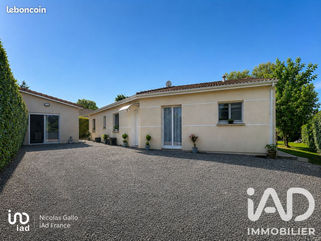 Maison 6 pièces 156 m² · à Sadirac · 156 m² · 385 000 €