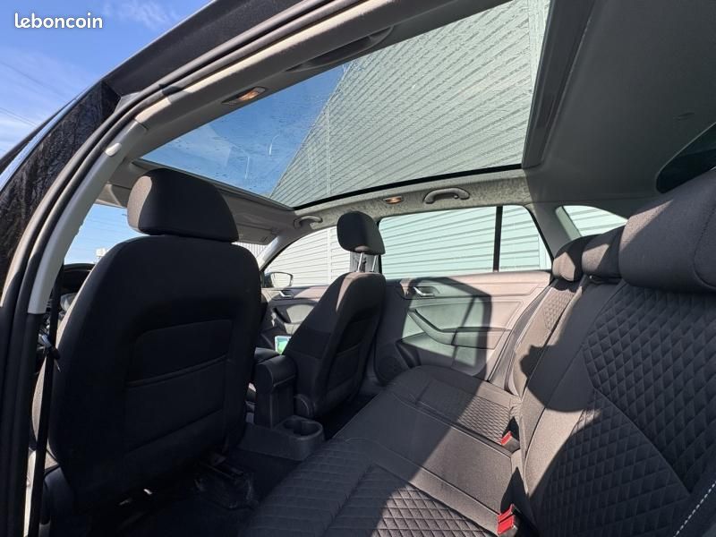 Skoda Rapid Spaceback 1.4 TSI 125ch Drive DSG (image 15)