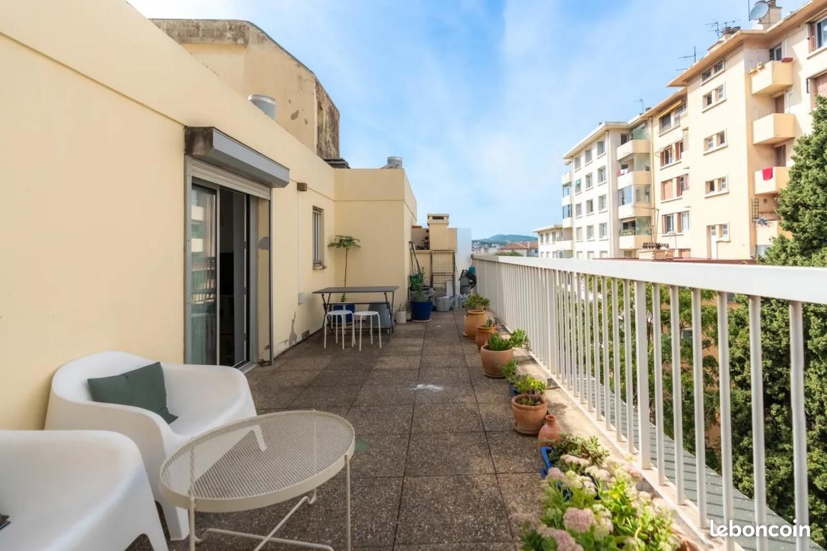 Appartement 3 pièces 63 m² · à Toulon · 63 m² · 210 000 €