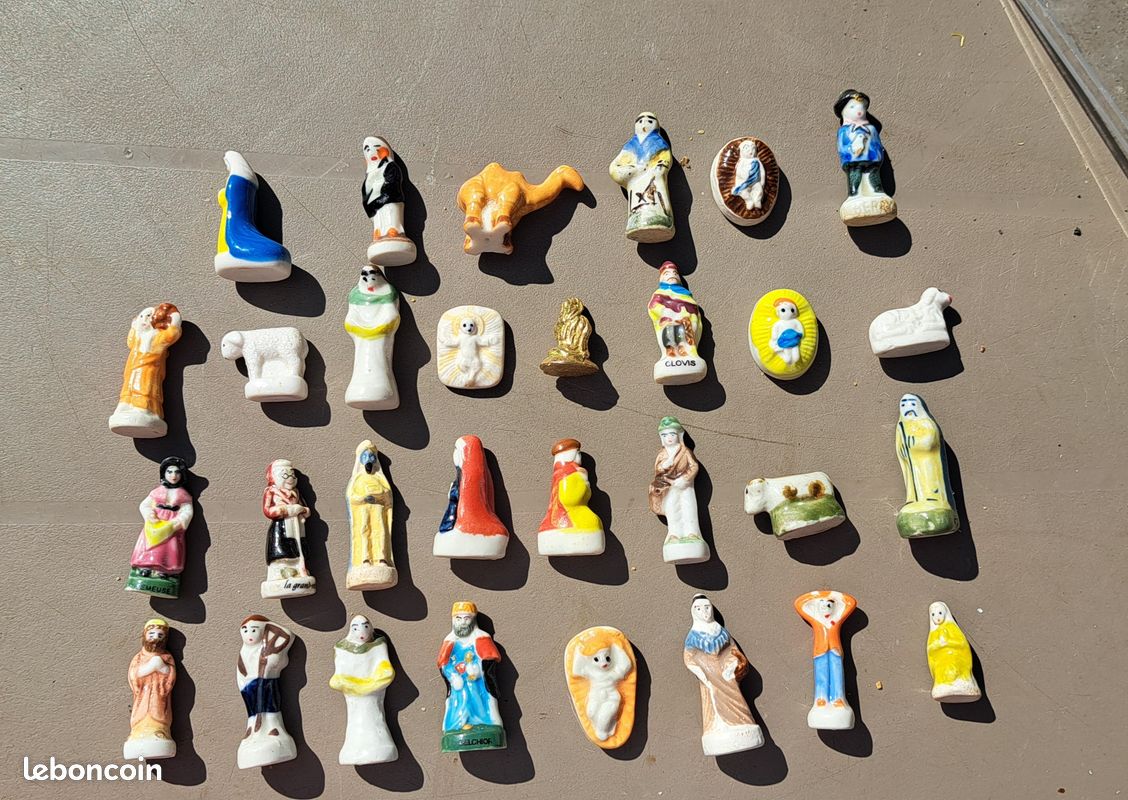 Lot de santons (image 1)