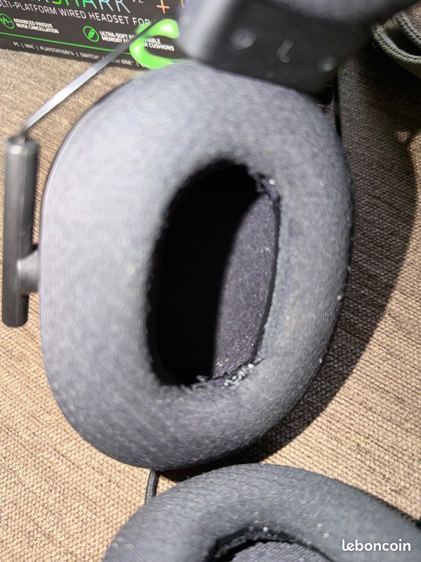 Casque Gaming RAZER Blackshark V2 + Carte Son USB (image 2)