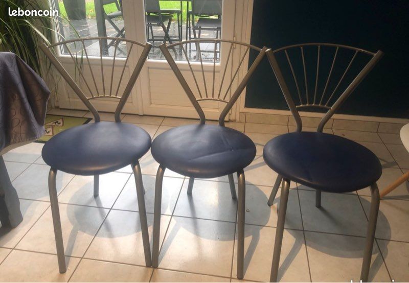 Chaises (image 1)
