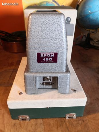 Projecteur De Diapositives Ancien SFOM 430, Fabriqué En France, Fonctionne, Rueil Malmaison