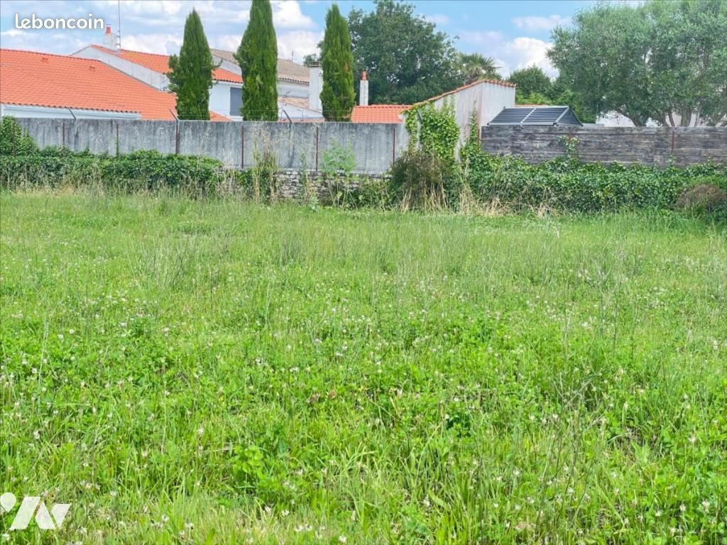 Terrain 549 m² · à La Jarrie · 549 m² · 110 250 €
