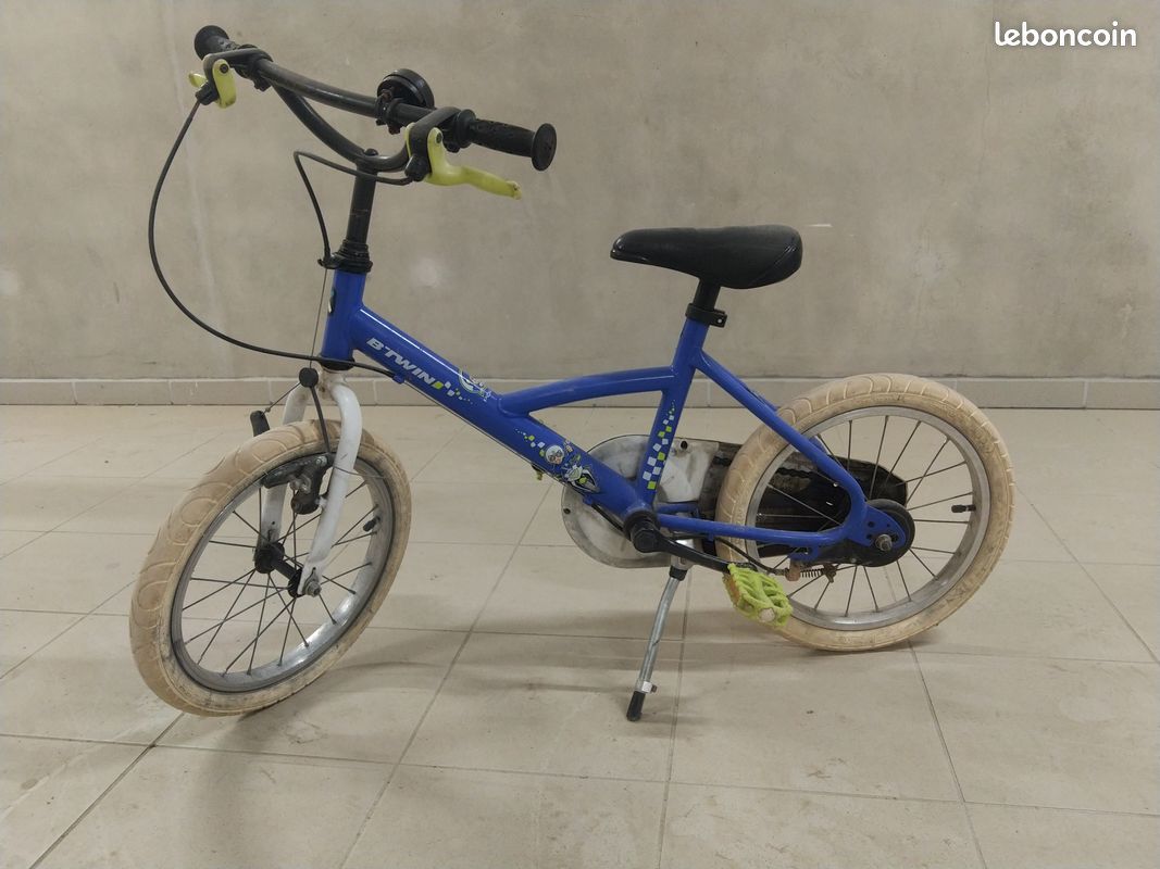 Vélo enfant BTWIN cop trooper 16 pouce blue Vélos