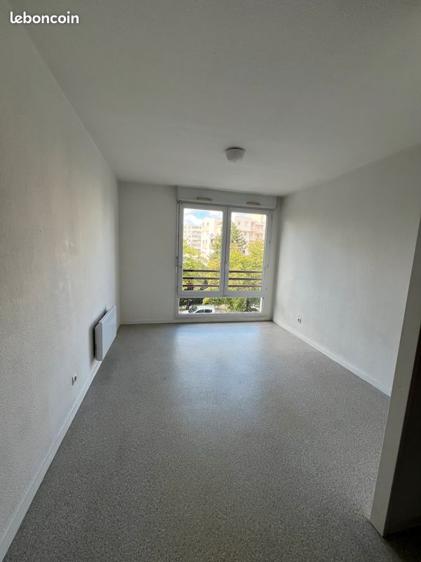 Appartement 1 pièce 19 m² · à Lyon · 18,6 m² · 600 €/mois