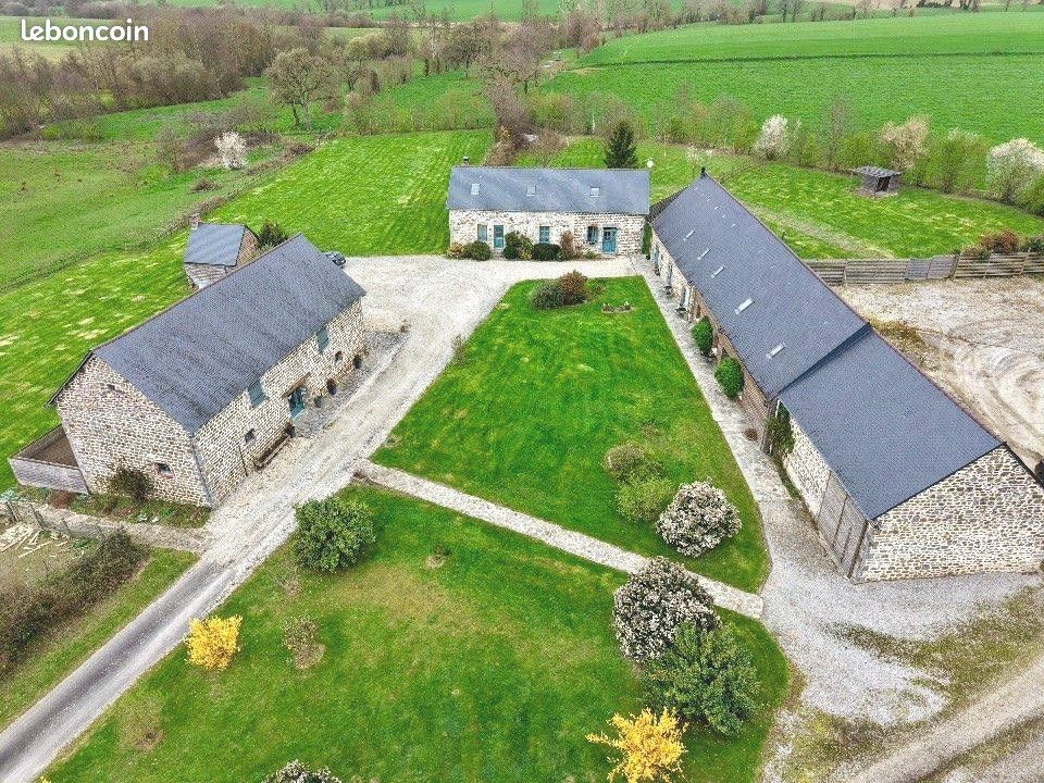 Maison 15 pièces 550 m² · à Bagnoles de l'Orne Normandie · 550 m² · 699 500 €