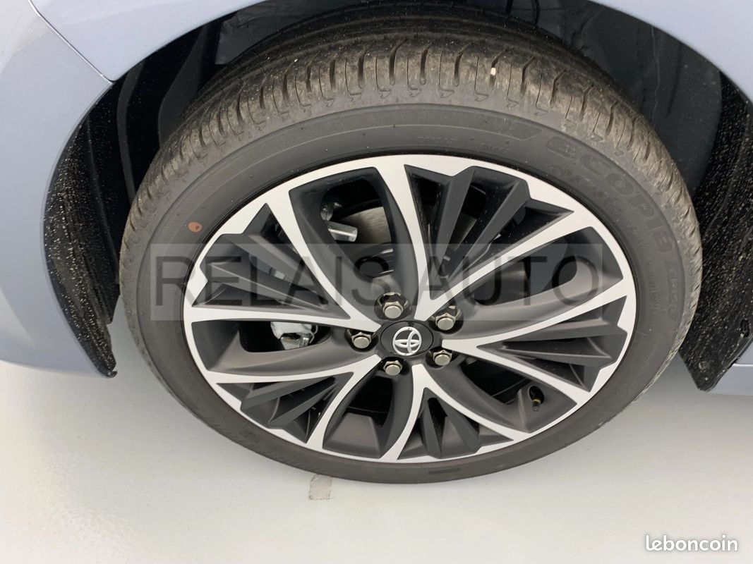 NEUF -14% TOYOTA YARIS HYBRIDE 116h DESIGN + PACK CONFORT (image 9)