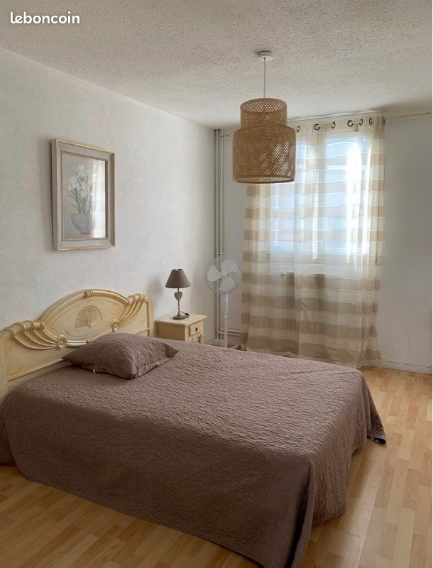 Appartement 4 pièces 75 m² · à Bastia · 75 m² · 880 €