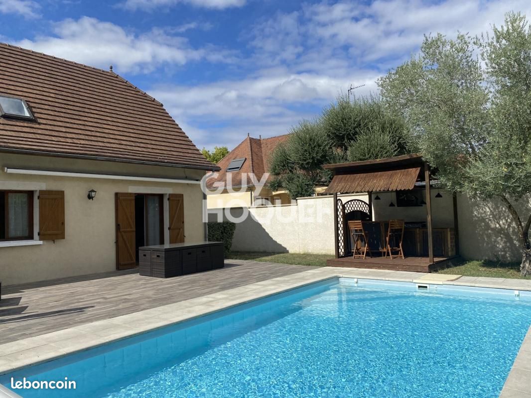 Maison 6 pièces 143 m² · à Lons · 143 m² · 485 000 €