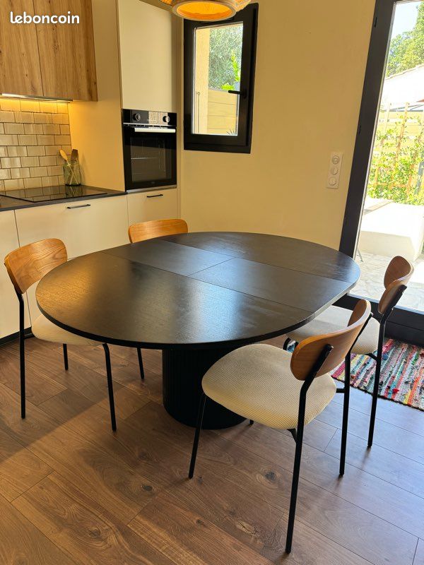 Table ronde extensible noire + 4 chaises (image 3)