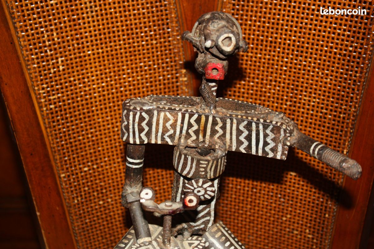 Sculpture en métal de récupération (image 2)