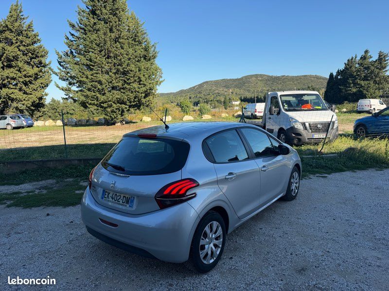 Peugeot 208 1.6 BlueHdi 75 Garantie Clim GPS Kit Distribution OK (image 2)
