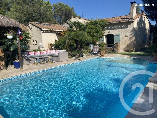 Propriété 5 pièces 207 m² — 9