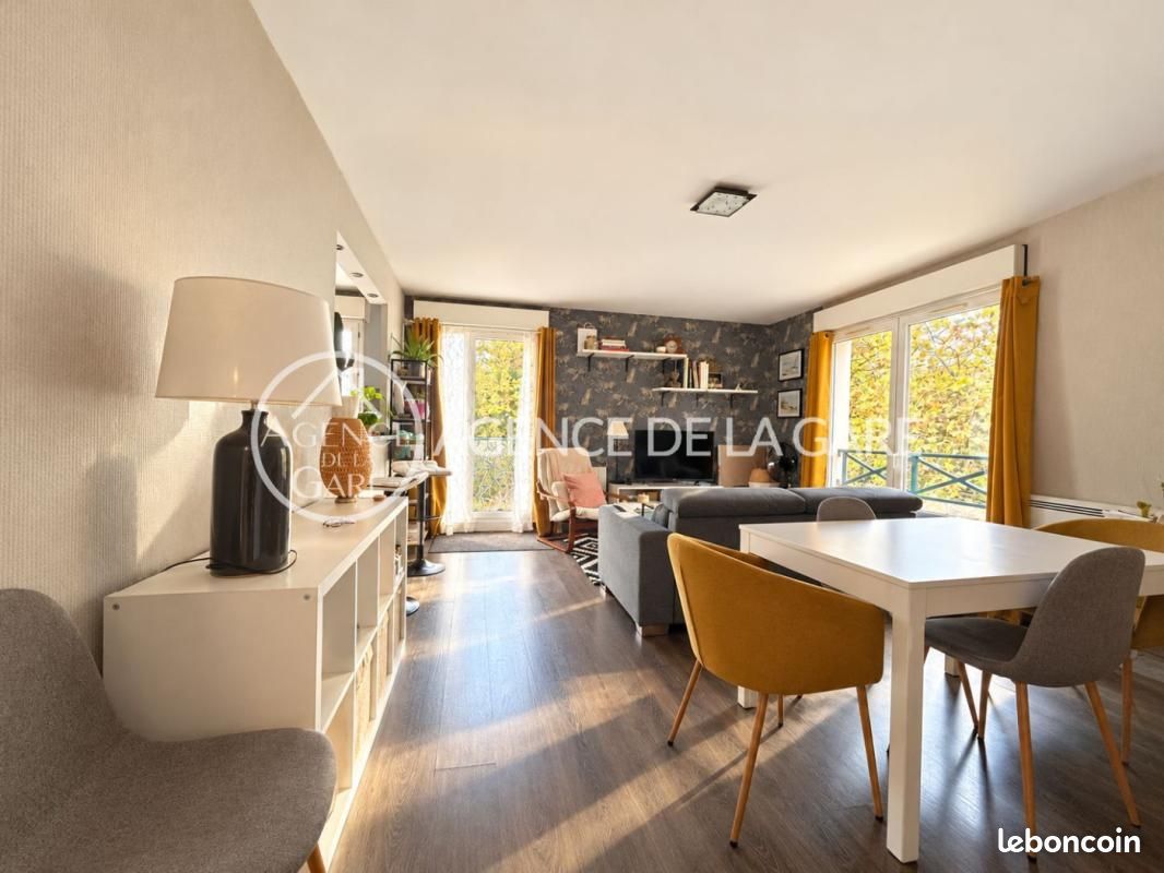 Appartement 3 pièces 65 m² · à Yerres · 65 m² · 250 000 €