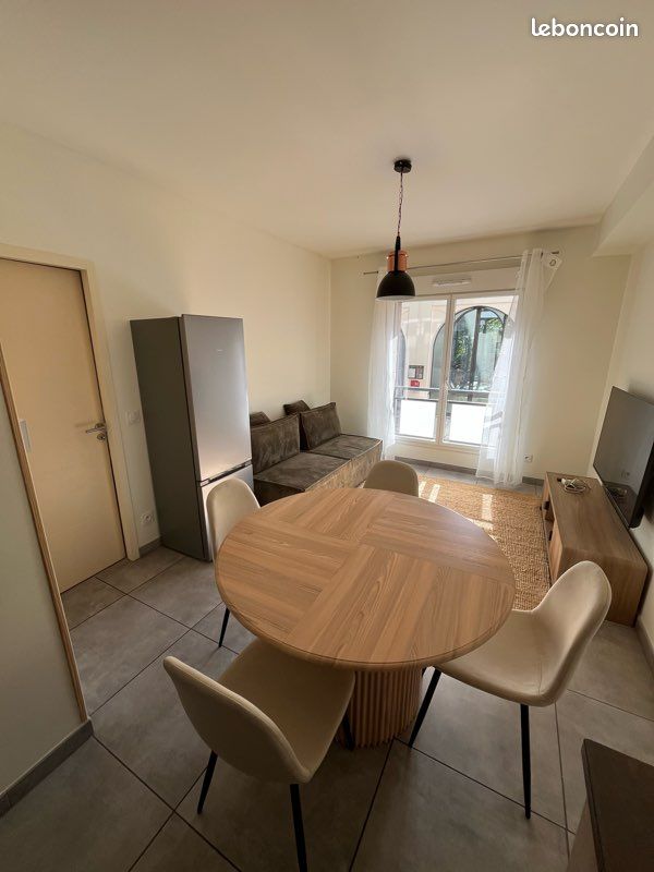 Appartement 2 pièces 40 m² · à Aix-les-Bains · 40 m² · 990 €/mois