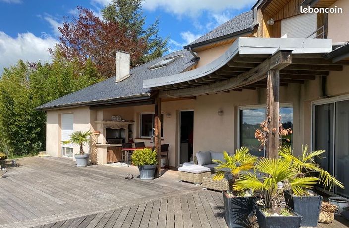 Maison 236 m²