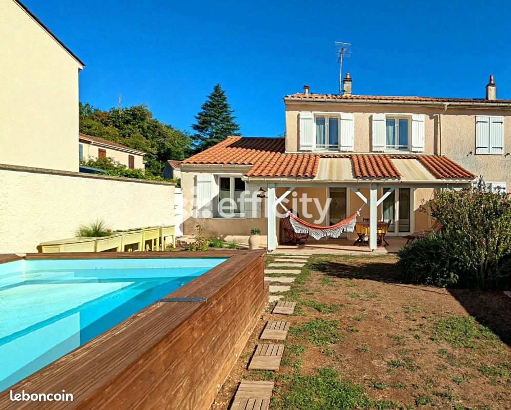 Maison 5 pièces 88 m² · à Saint-Yrieix-sur-Charente · 88 m² · 181 000 €